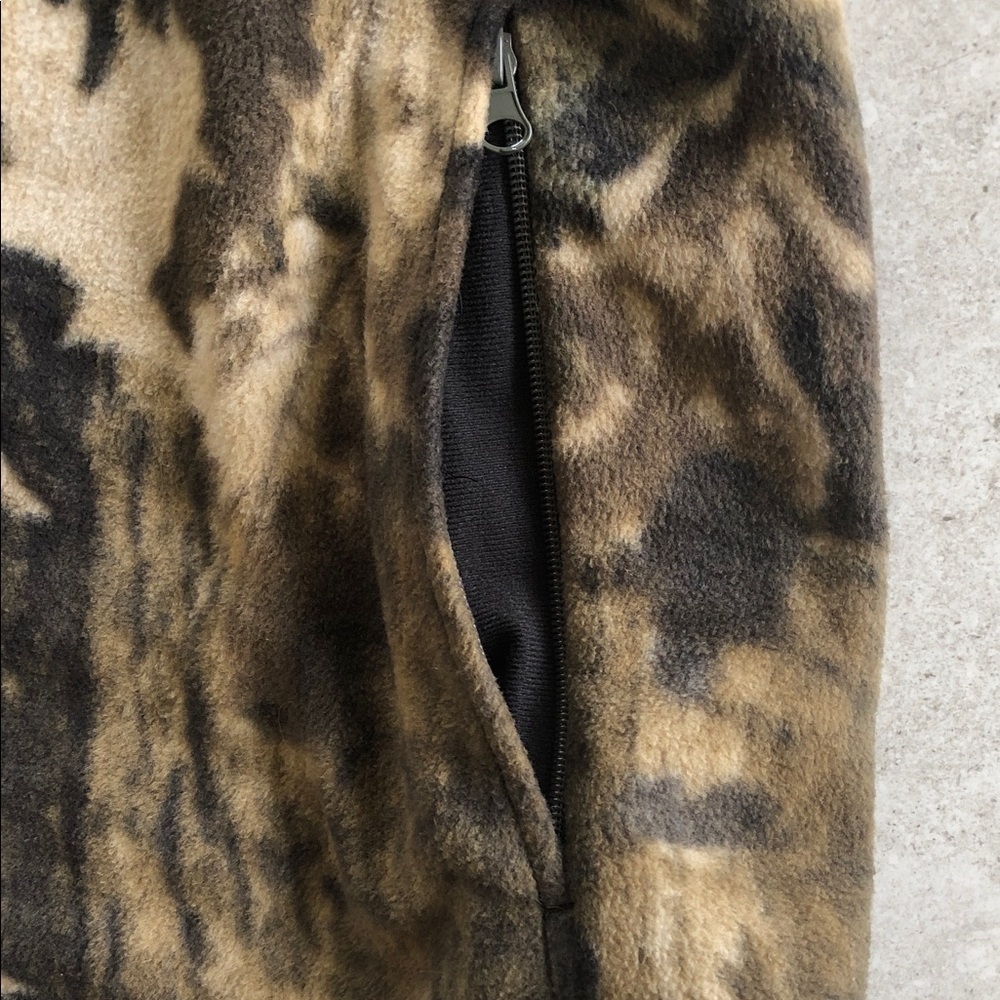 Columbia Youth Woodland Camo Fleece Jacket NWOT - Picture 2 of 13
